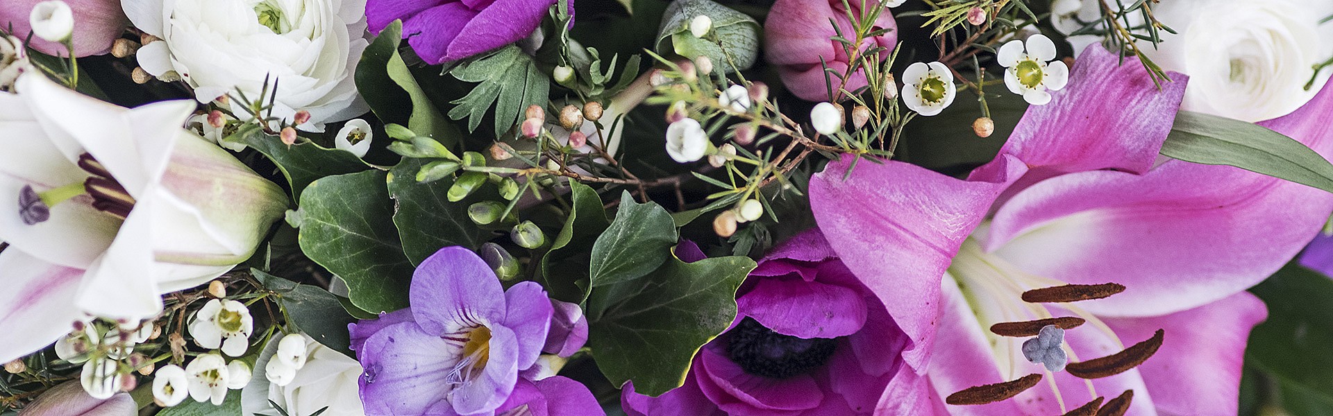 Symbolfoto Blumen Bremkens - Kränze - Gestecke - Trauerflorisitik