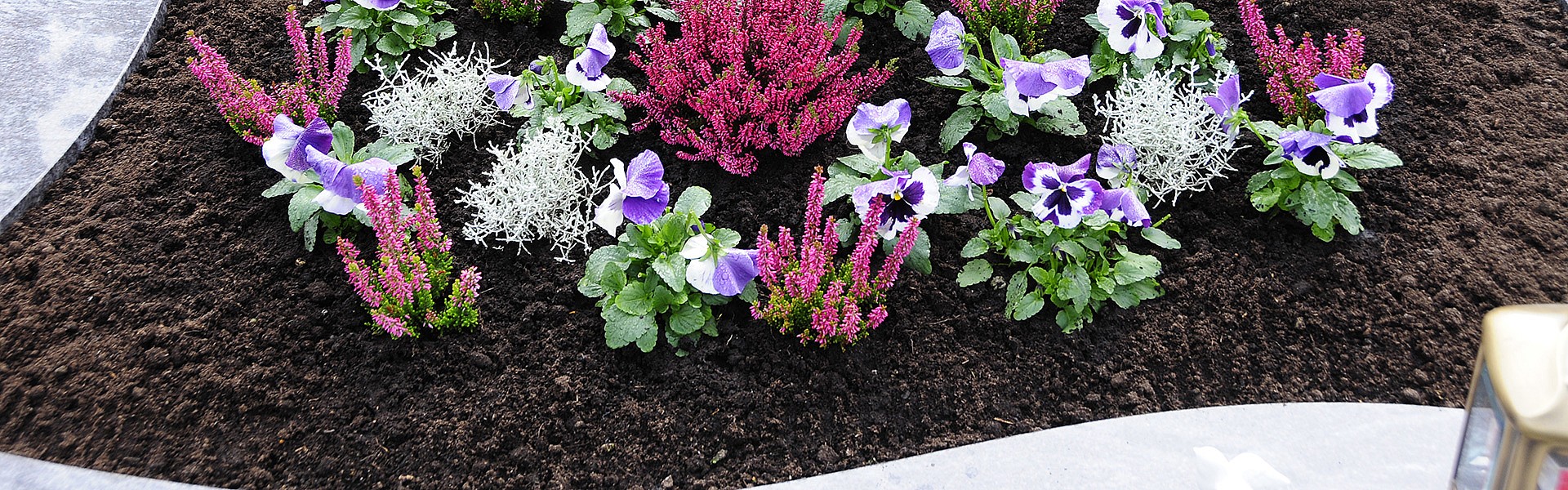 Symbolfoto Blumen Bremkens - Kränze - Gestecke - Trauerflorisitik