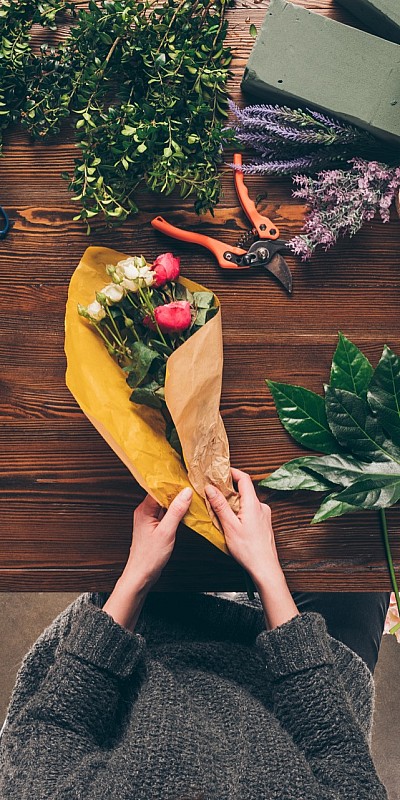 Symbolfoto Blumen Bremkens - Blumen - Hochszeitssträuße - Pflanzen - Trauerfloristik